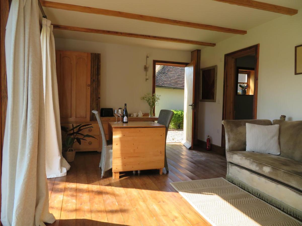 Wilderness B&B 3 Self Contained Rooms Nr Sissinghurst Headcorn Esterno foto